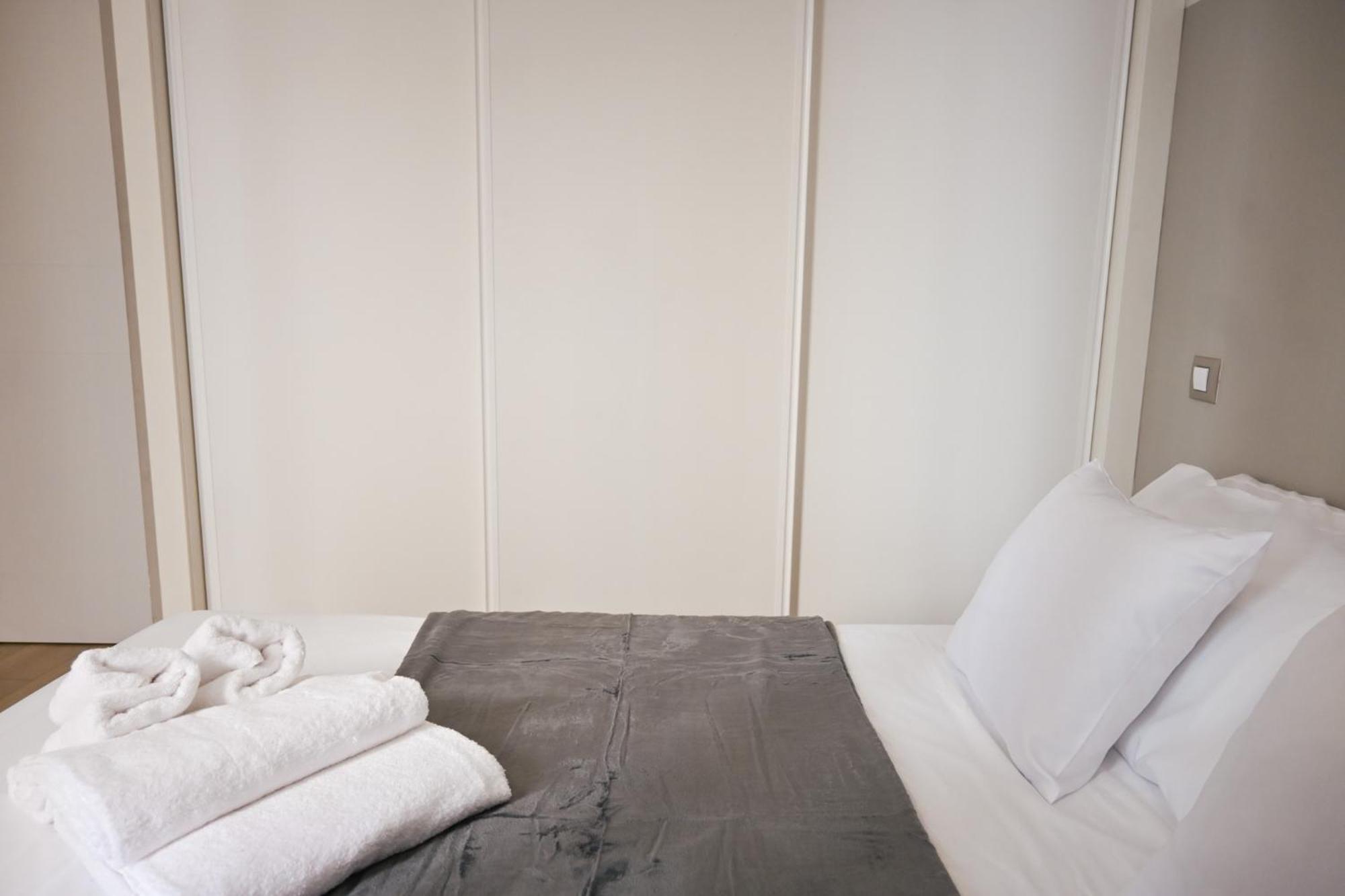 Apartament For Temporal Paloma-la Latina Pal4 Madryt